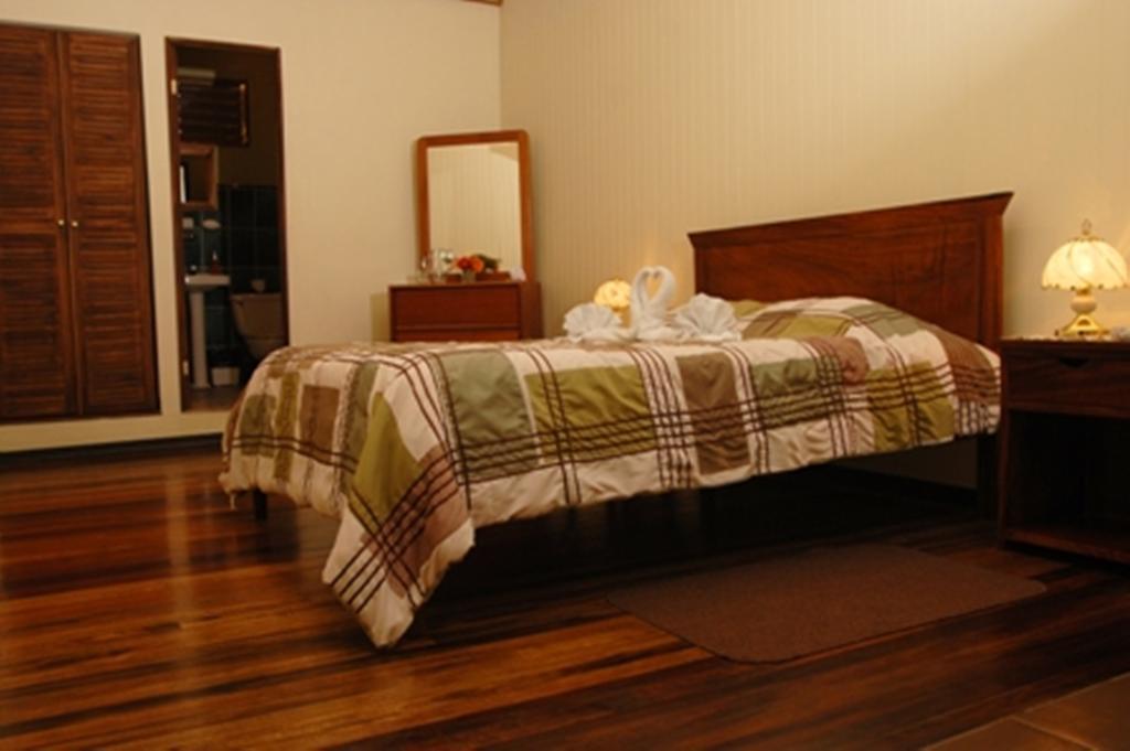 Hotel Las Brumas カルタゴ 部屋 写真